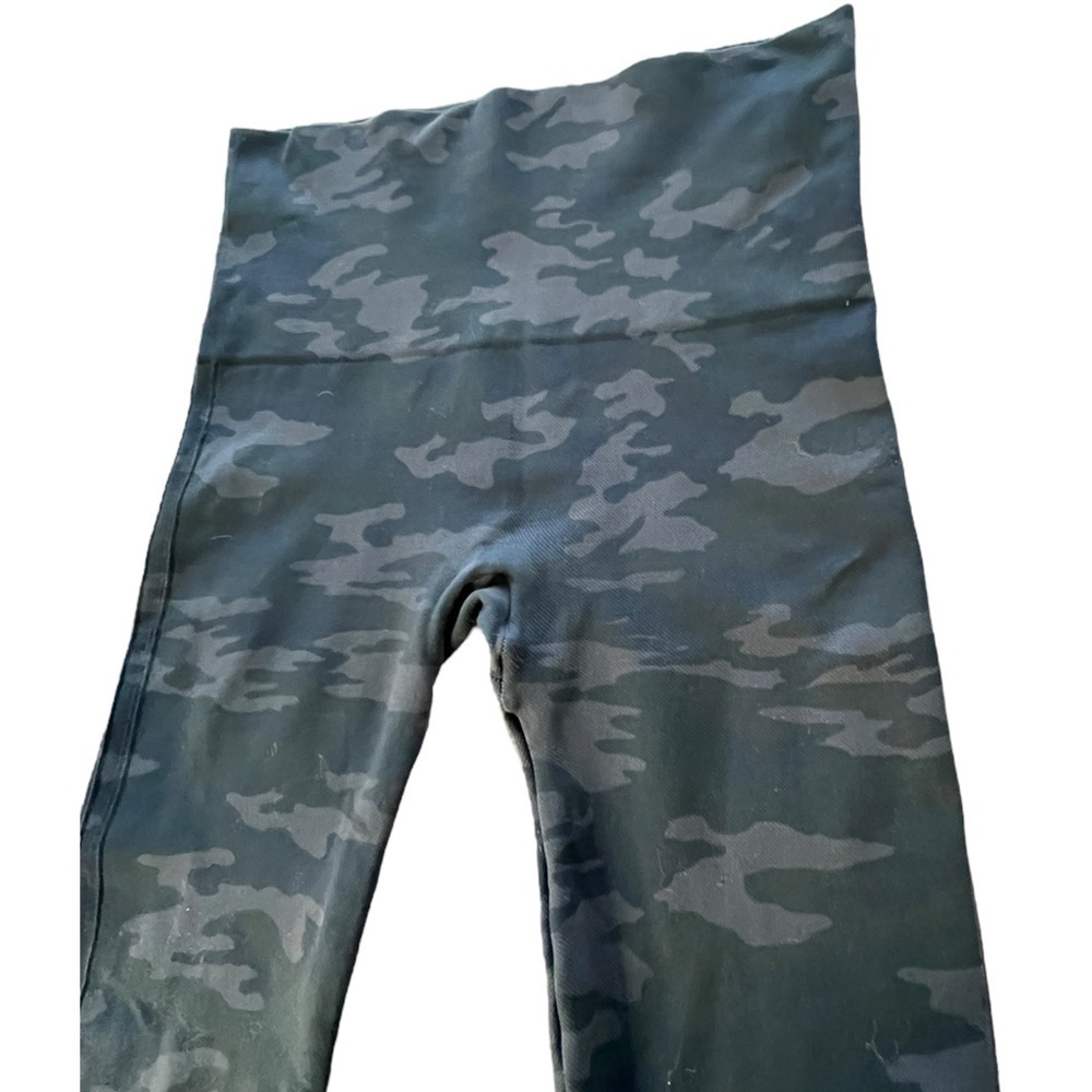 Spanx camo look at me now seamless high rise leggings size medium - Picture 10 of 13